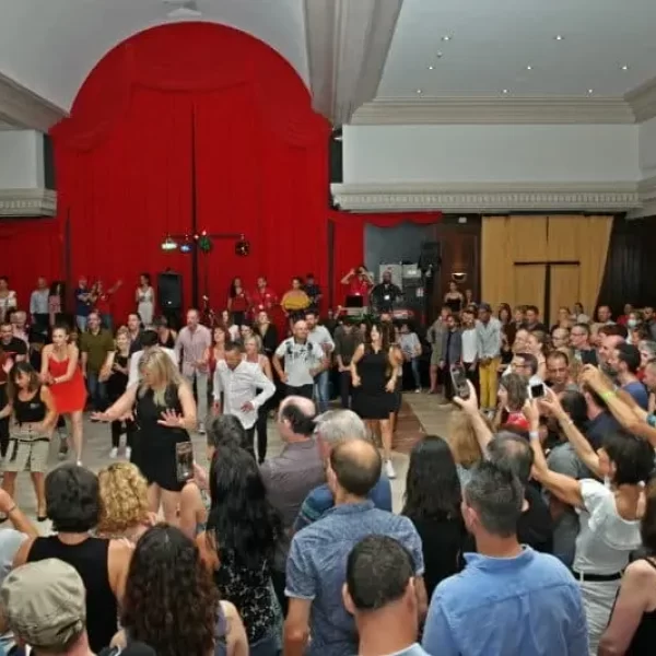 Soirée salsa au festival latino Aix Riviera Latina