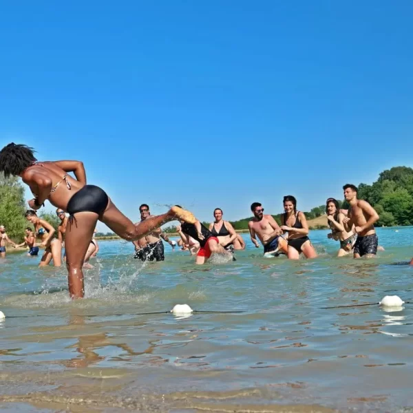 Jeux dans l'eau - Guinguette du lac - Lupiac - Festival Off Tempo Latino