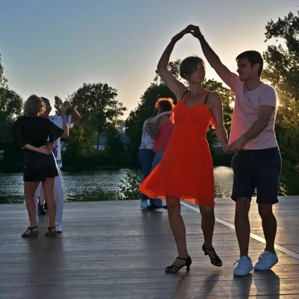 initiation-danse - dansons sur les quais - angouleme