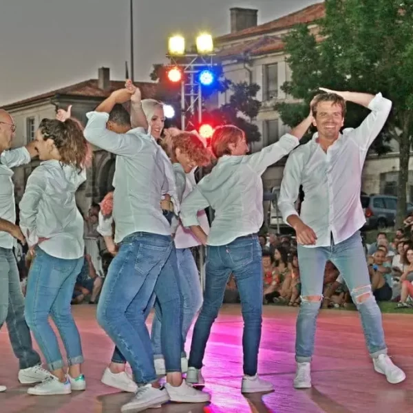 apprendre à danser en couple la salsa, la bachata, le cha cha